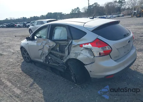 2013 Ford Focus Se z USA, uszkodzony, nr VIN 1FADP3K2XDL117477